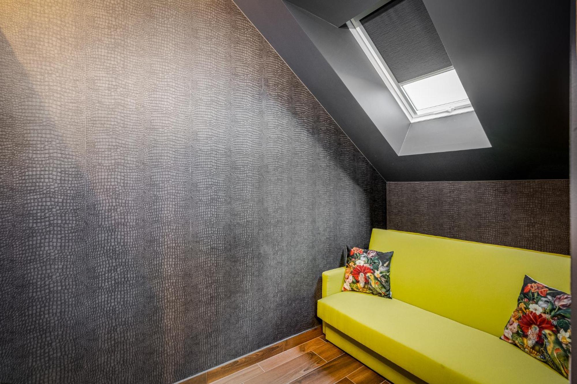 Stacja Galicja Rooms Blisko Energylandia Trzebienczyce Экстерьер фото
