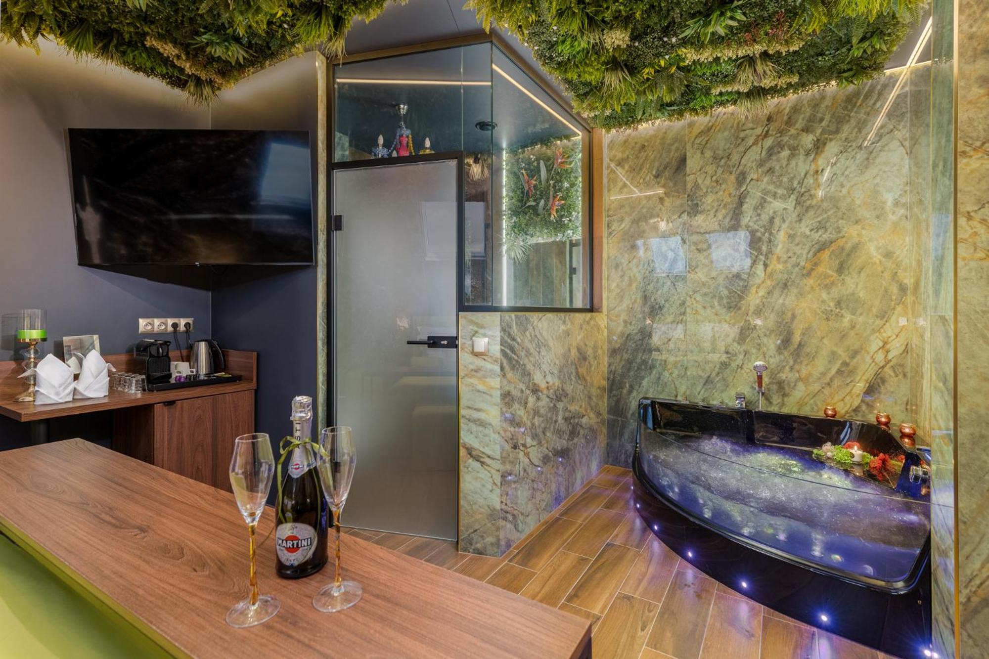 Stacja Galicja Rooms Blisko Energylandia Trzebienczyce Экстерьер фото